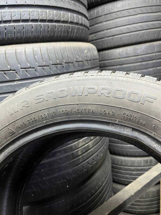 235/50 R17 Nokian комплект зима