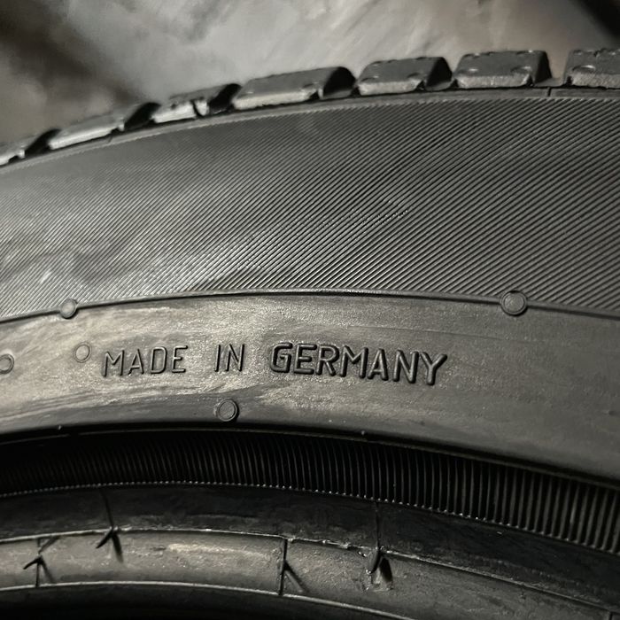 Шини 245/45/17 - 4шт Continental ContiWinterVontact TS830p зима