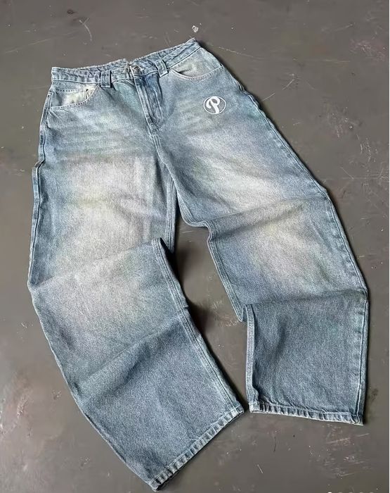 Продаж баггі джинсів