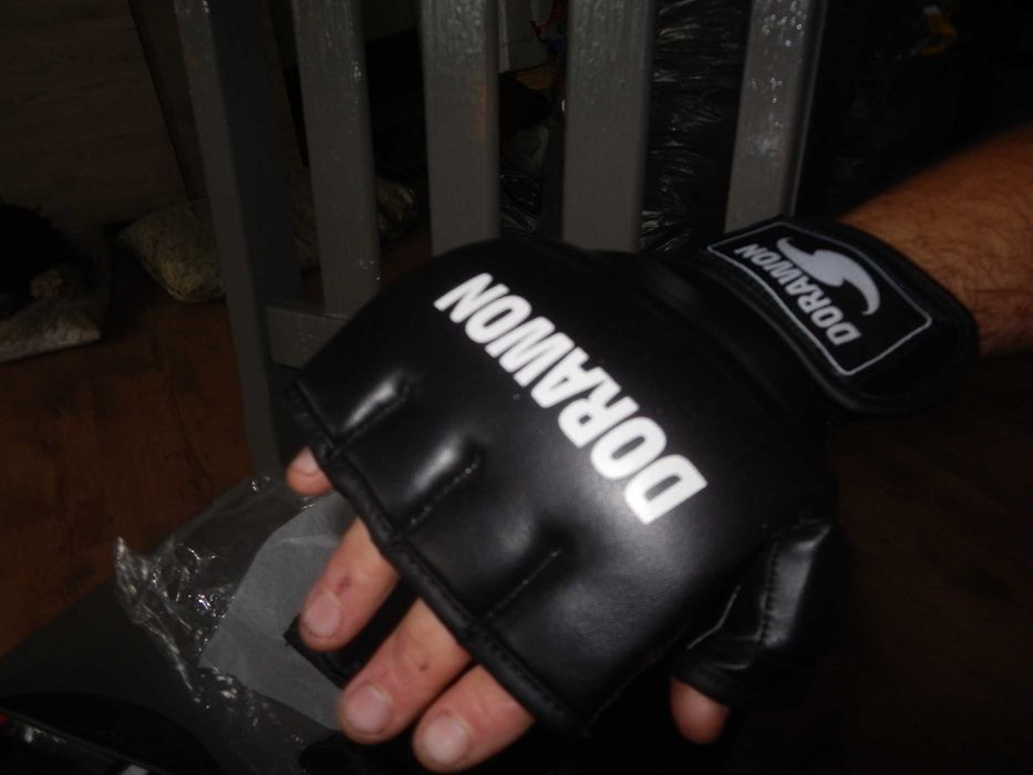 Wyprzedaż-> Rękawice do walk mma/karate rozm XL czarne ostatnie