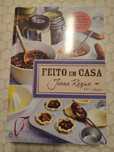 Vendo livro " Feito em casa" de Joana Roque