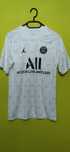 Koszulka t-shirt piłkarski klubu PSG firmy  Jordan w loga Paris biała