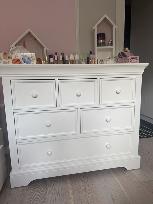 Zestaw mebli dziecięcych caramella linia francuska piekne używane