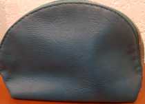 Bolsa meia lua para maquilhagem. Nova