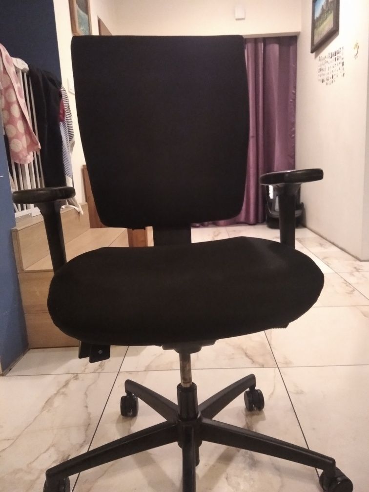 Fotel biurowy TREND OFFICE / profesjonalny / dużo ustawień /