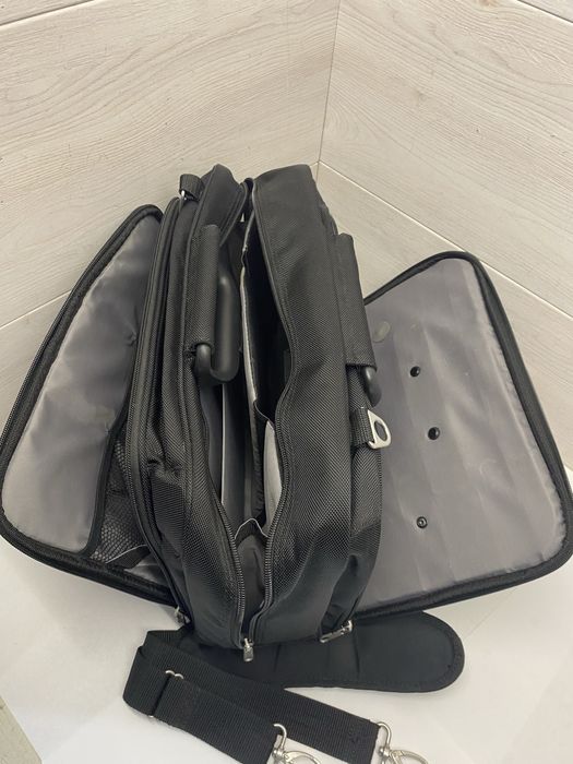 Портфель для ноутбука Kensington 15,6" 42×30×20 см