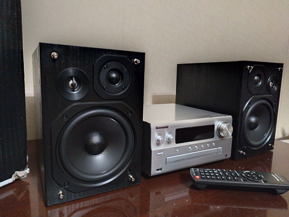 Panasonic SA-PMX 70B (Пульт! Bluetooth) 
Вітаю шановне товариство!) 
В