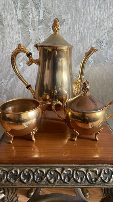 Блюдо набор чайник сливочник сахарница времен СССР мельхиор