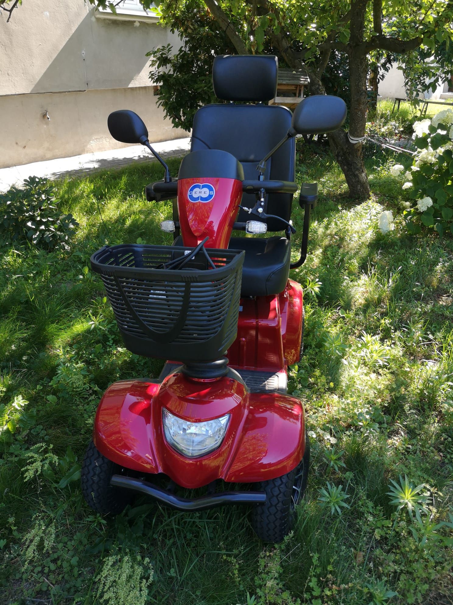 Sprzedam wózek /skuter/inwalidzki  Vermeiren Ceres SE