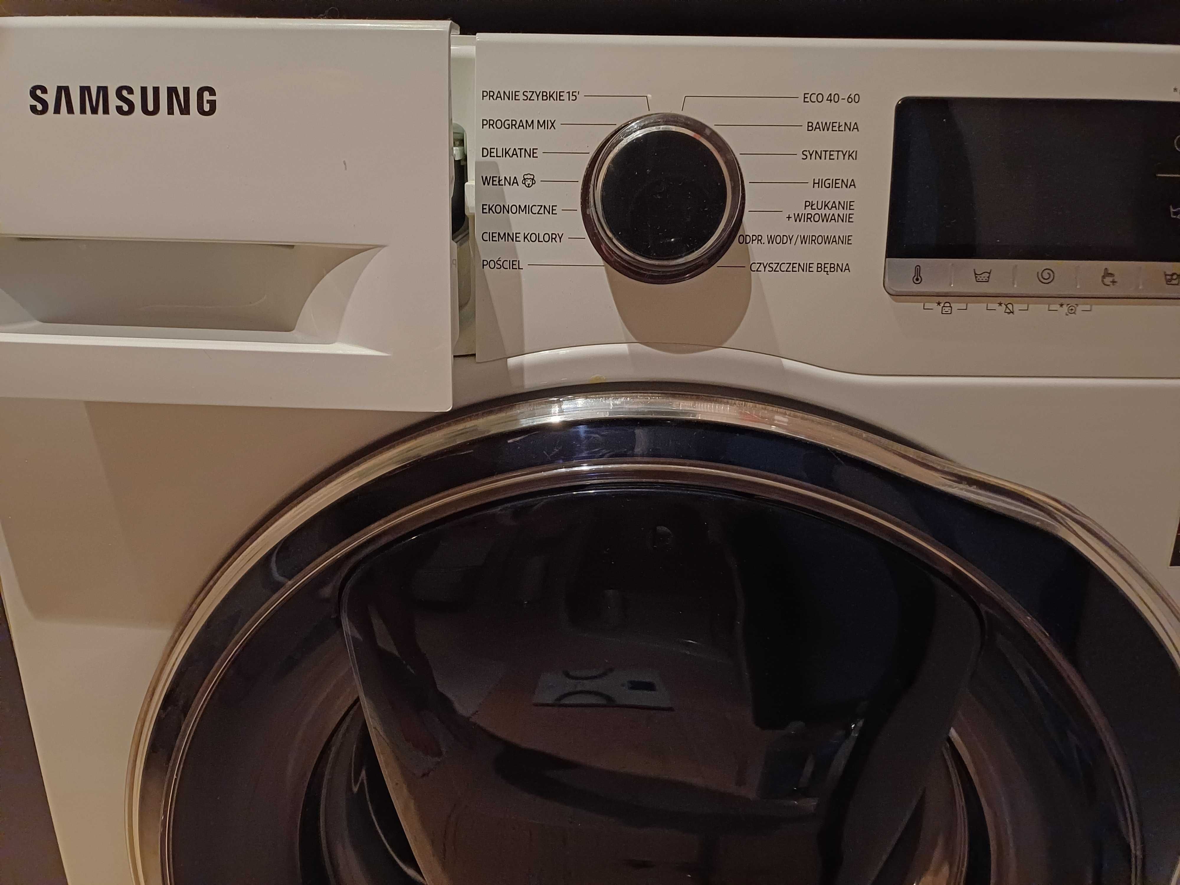 Pralka Samsung AddWash WW8nk62e0rw