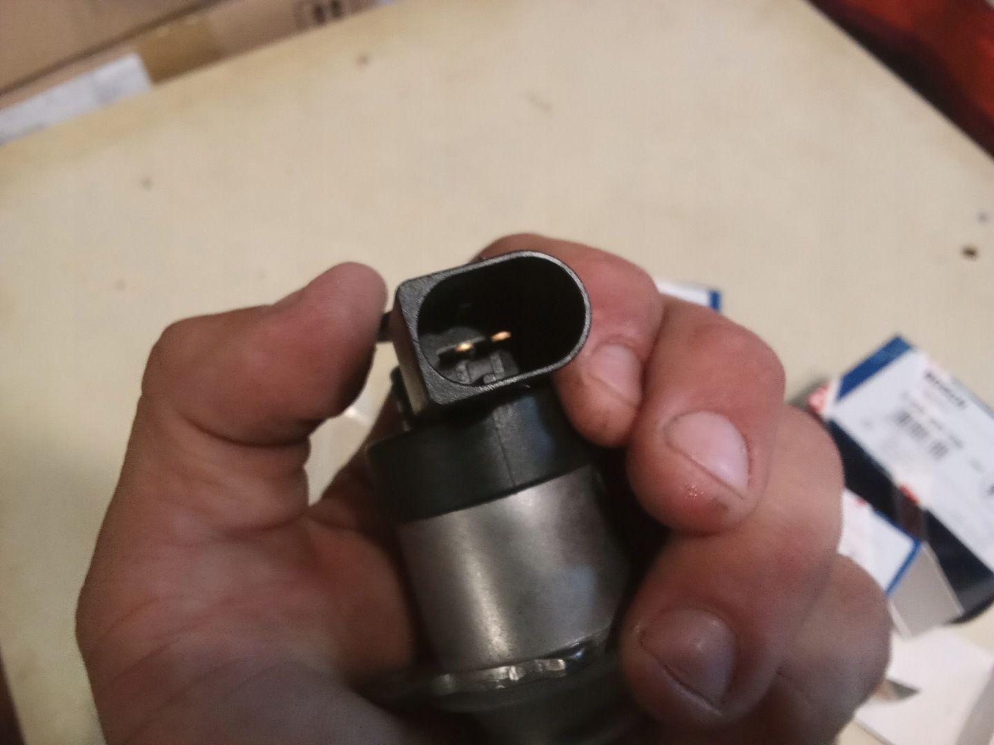 ZAWÓR CIŚNIENIA PALIWA REGULATOR VW AUDI 2.0 TDI 0928400706 ORG NOWY