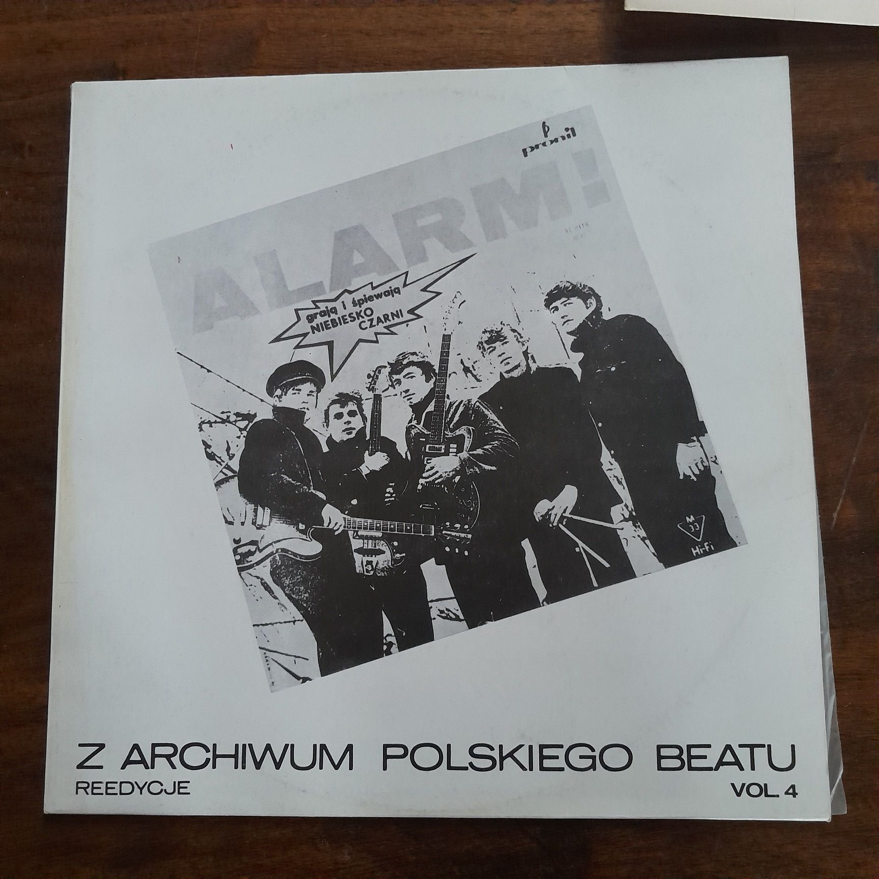 Z archiwum polskiego beatu vol 1, 2, 3, 4 Czerwono czarni Niebiesko cz