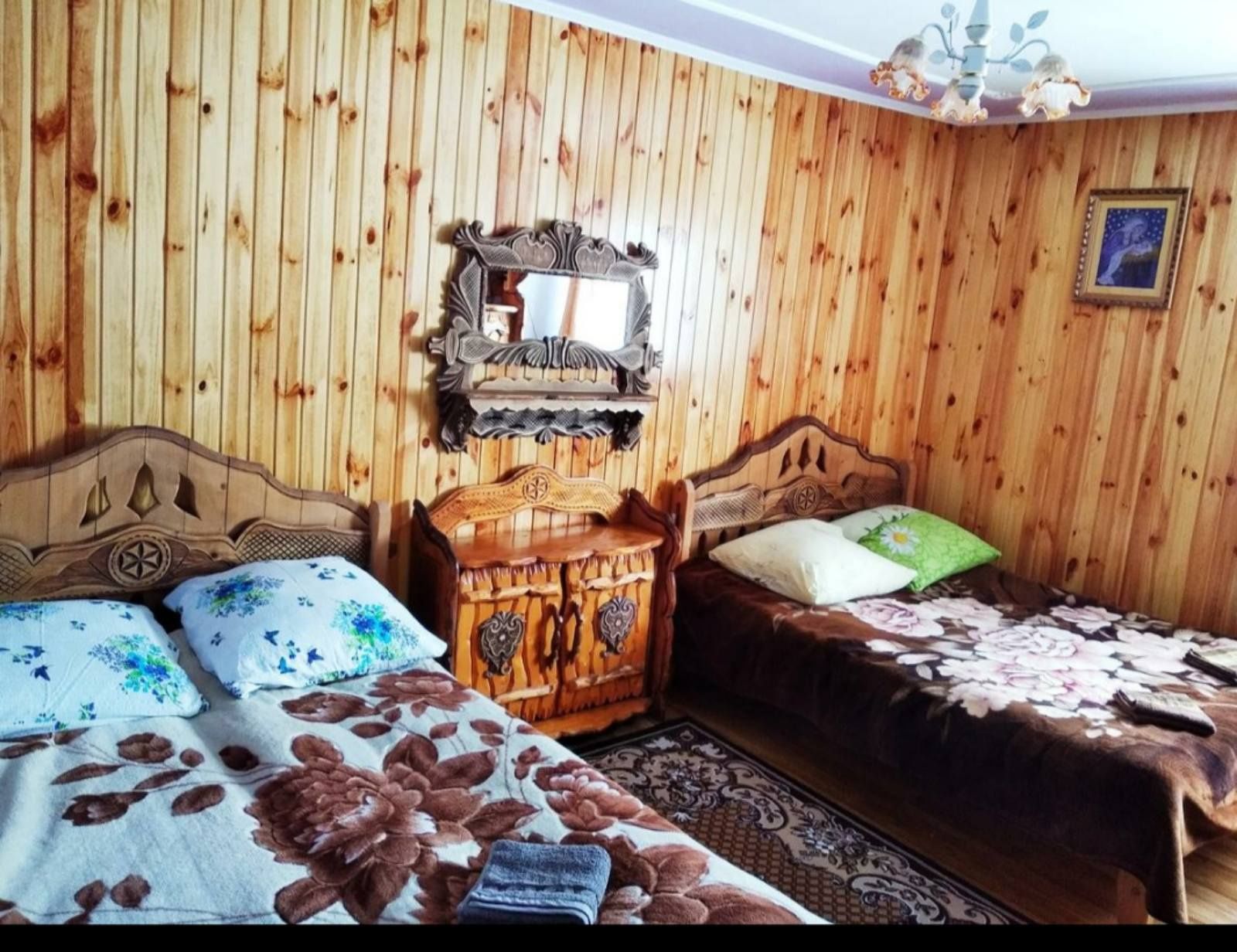 Відпочинок в Славську "Різьбярська садиба"Карпати отдих житло з басейн