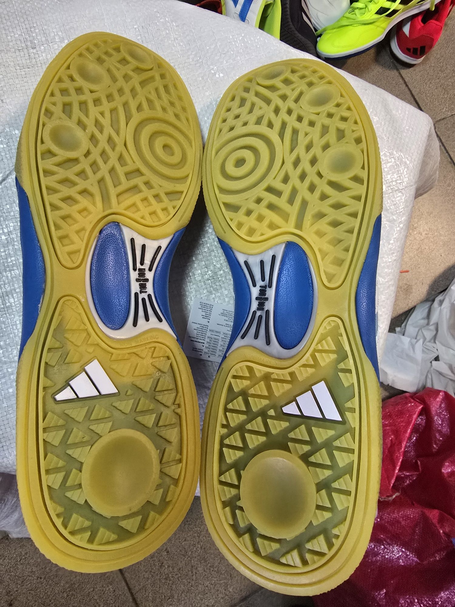 чоловіче взуття Adidas HB Spezial M18444