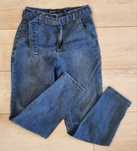 spodnie jeans typu Carrot