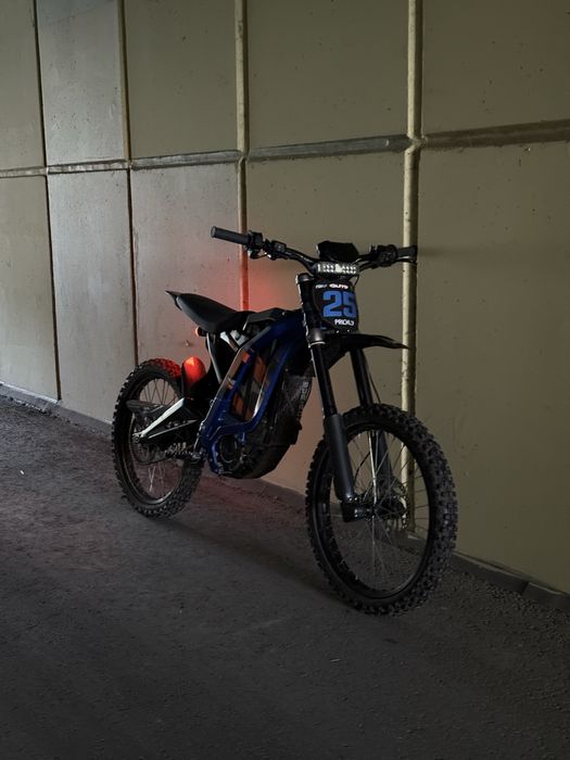 Surron light bee l1e x 2023