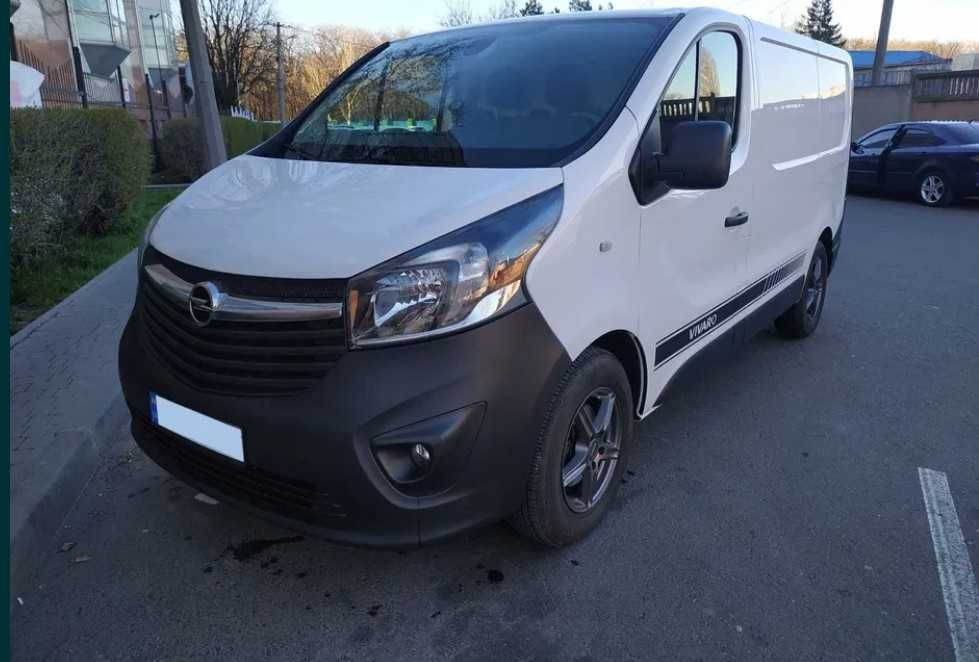 Продам Opel Vivaro. Автомобіль у відмінному технічному стані.