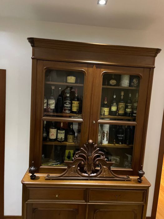 Louçeiro Séc. XIX estilo Romântico em Vinhático