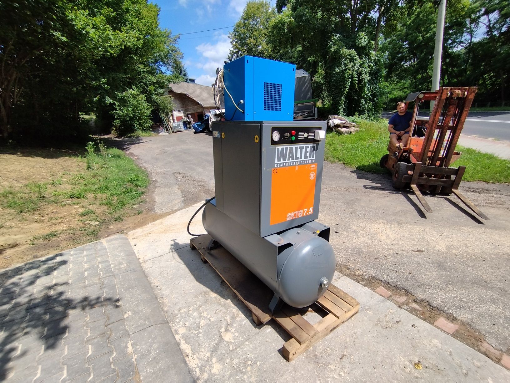 Kompresor śrubowy WALTER, OSUSZACZ 7,5 Kw