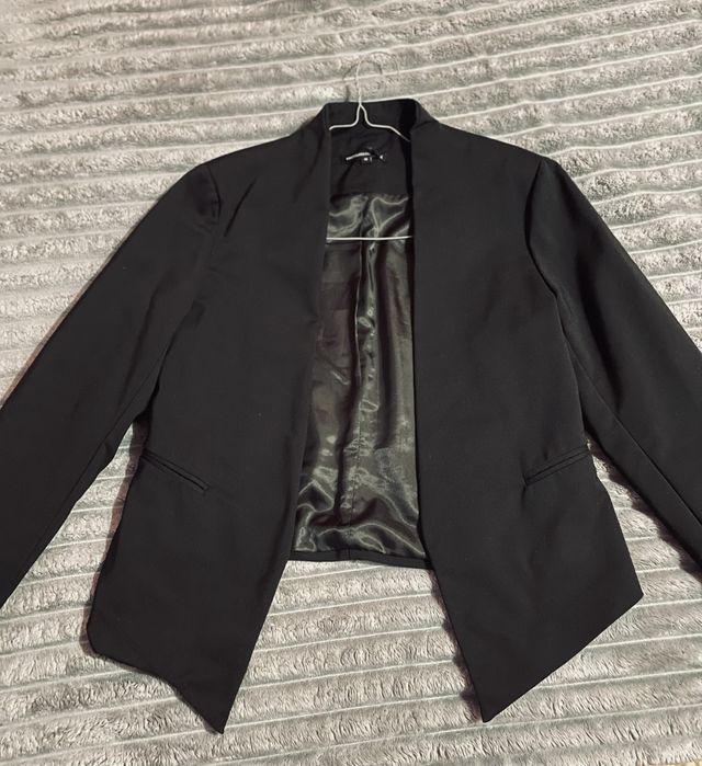Піджак чорний класичний