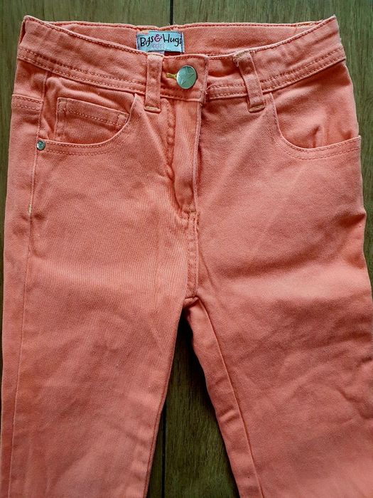 Spodnie jeansy  rozmiar 104/110