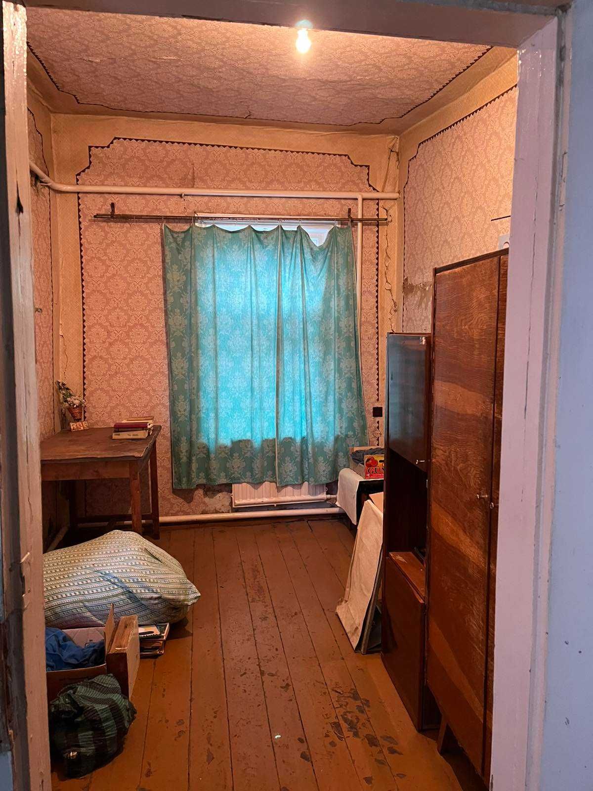 Продам будинок в центрі Нових Санжар