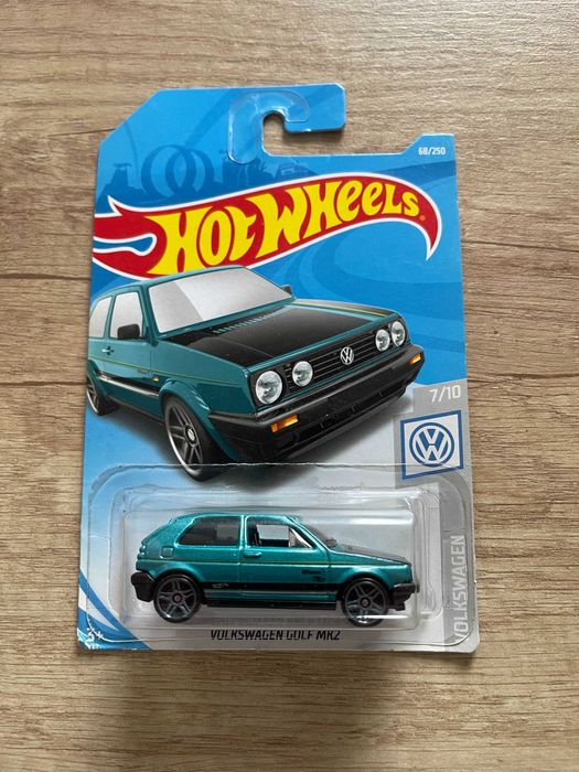 Zestaw 4x Hot Wheels Volkswagen Golf MK2