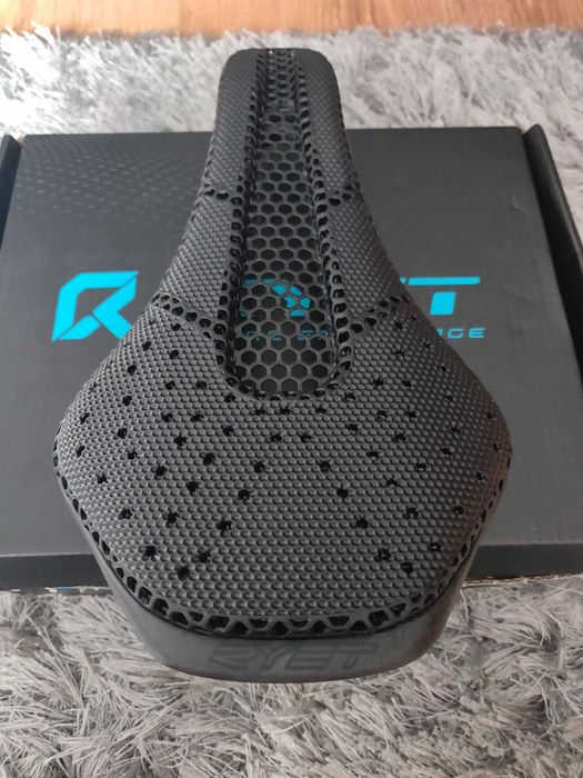 Karbonowe siodełko rowerowe RYET Druk 3D 150mm - Nowe