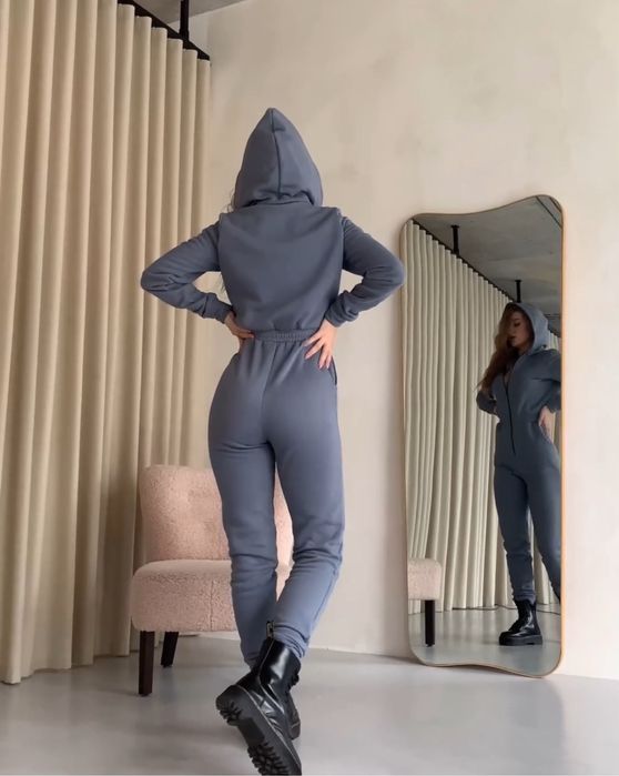 Теплий комбінезон сірий 44 розмір зима осінь