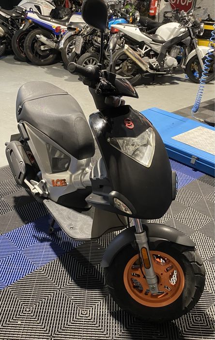 Vendo scooter Gilera Ice como nova