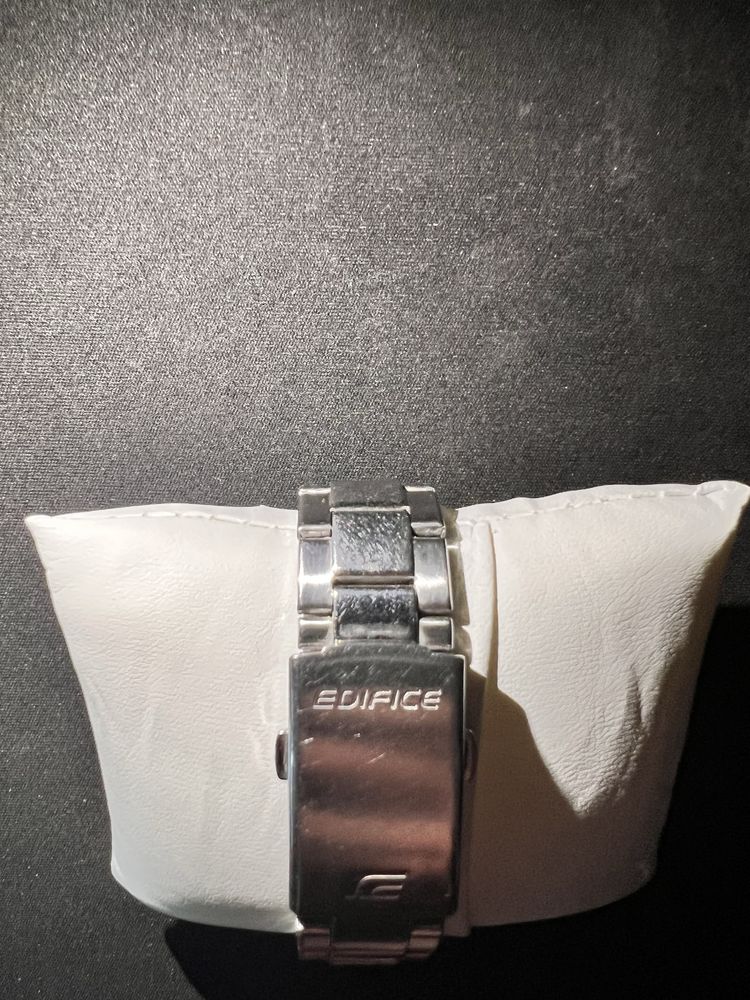 Часы CASIO Edifice EFV-560D-2AVUEF