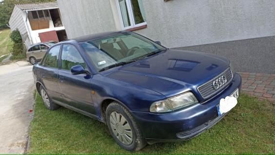 Samochód Audi A4