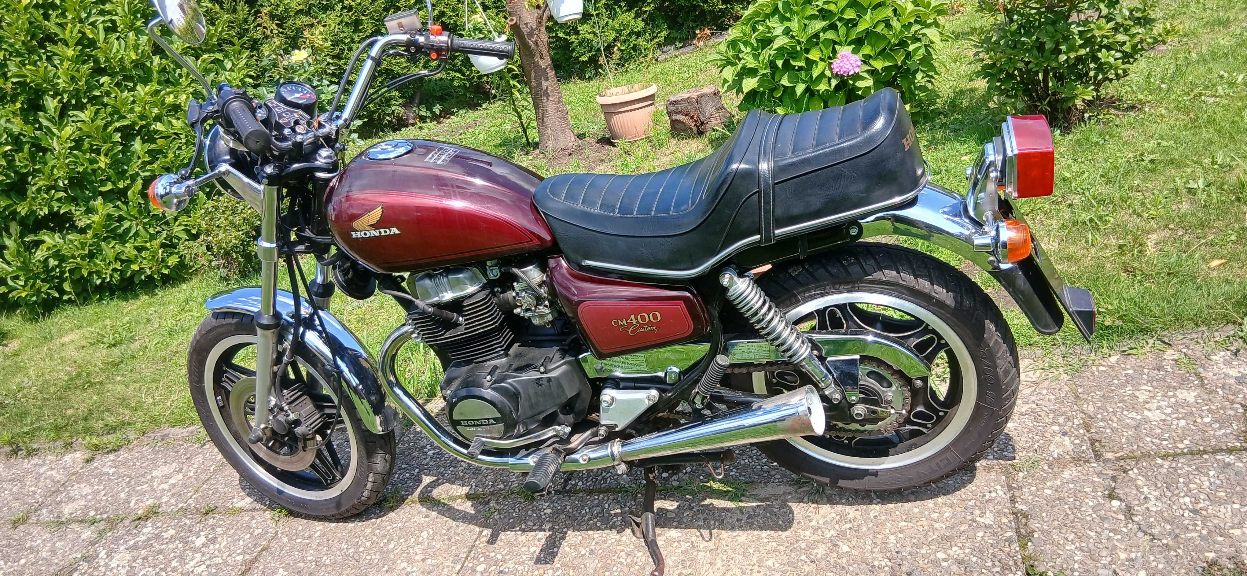 Honda CM 400 Custom