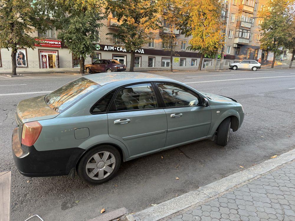 Продам Лачетти 1,6 на газу!