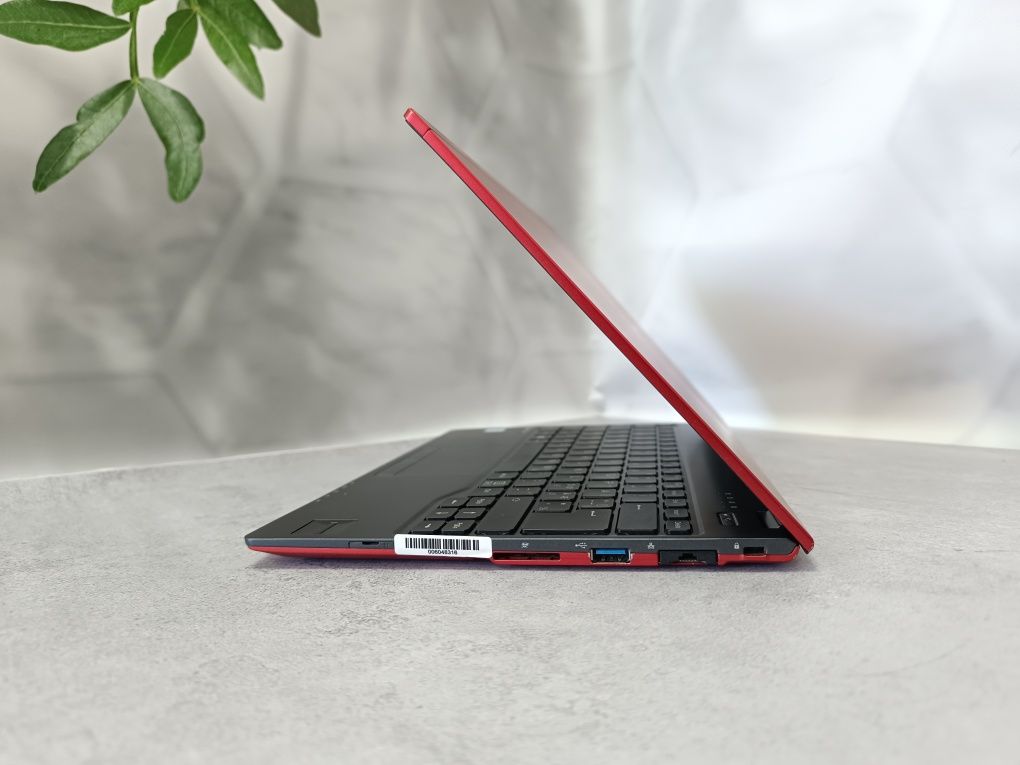 Сенсорний ноутбук Fujitsu LIFEBOOK U938/i5-8250U/8/512/13.3" Full HD