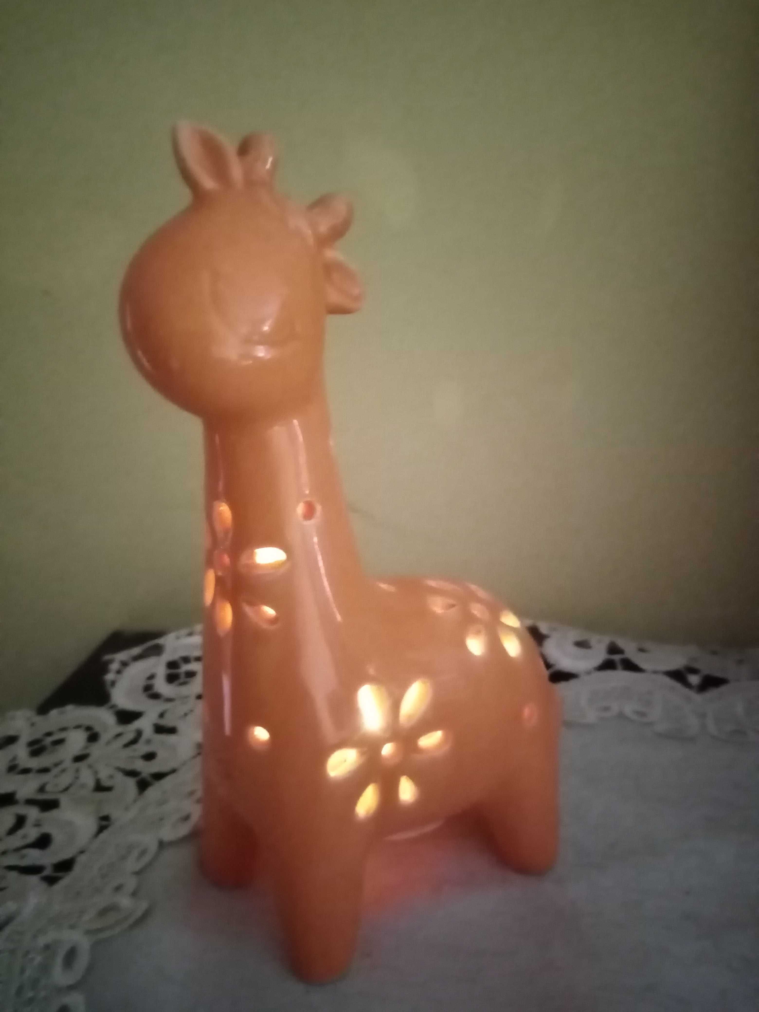 Żyrafa LED figurka ozdobna.