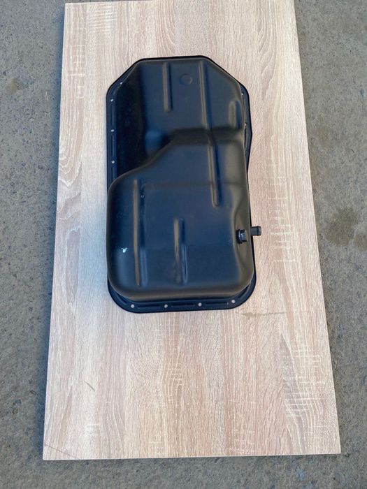 Піддон масляний Mitsubishi Pajero 2.5 td