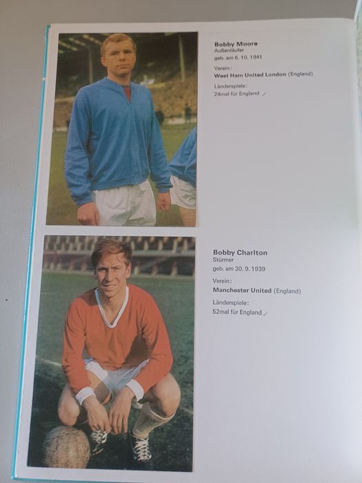 Caderneta Mundial 1966 com Eusébio, completa!