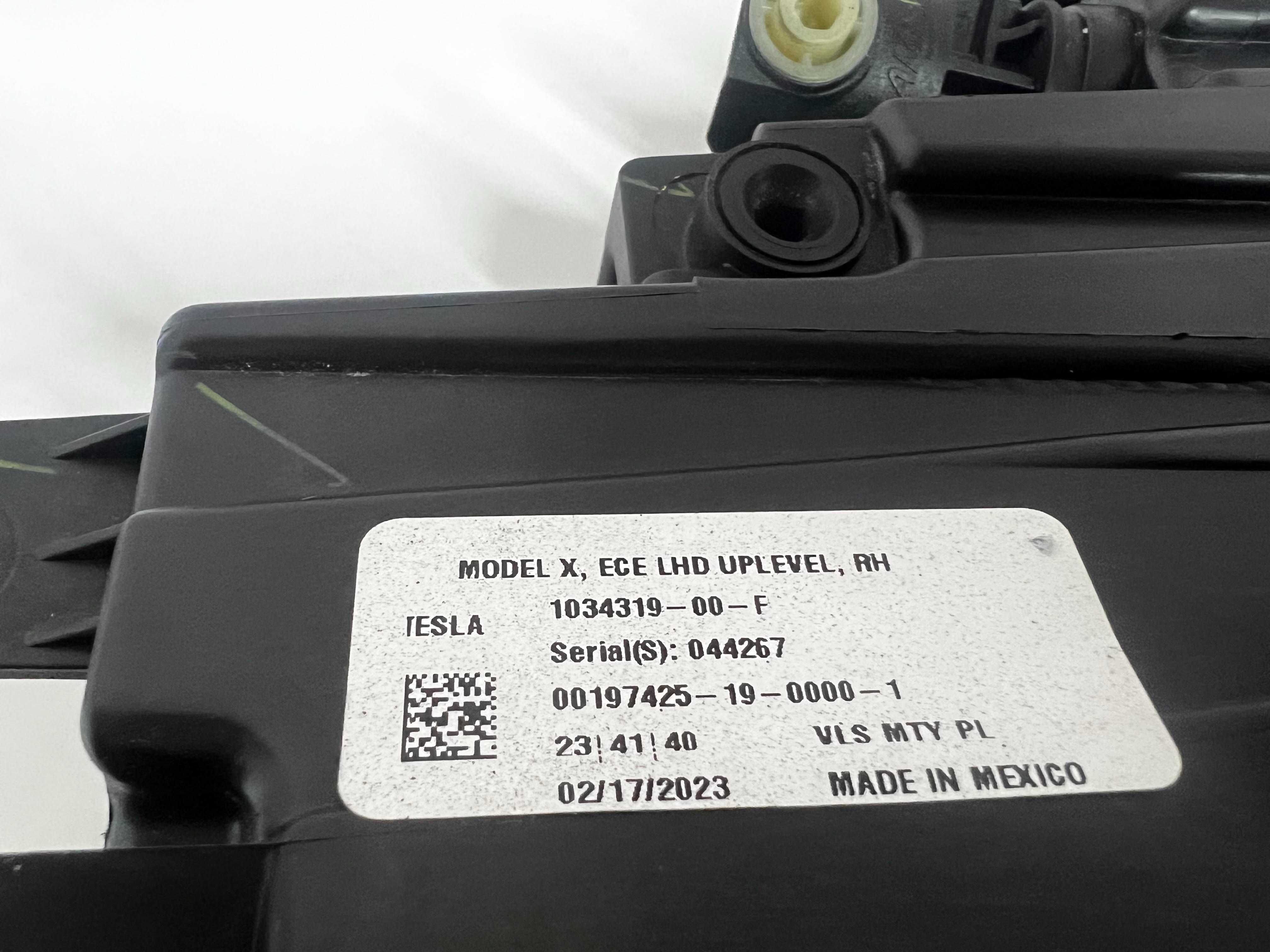 Tesla Model X Full Led 1034319 1034318 фари