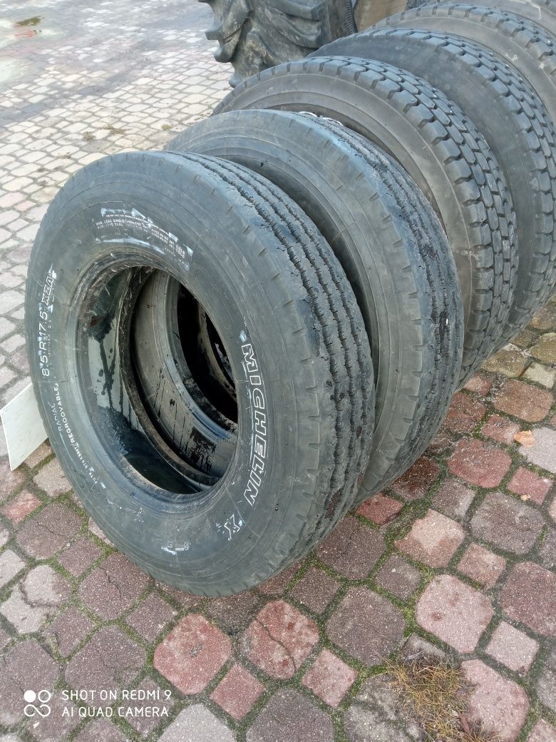 8.5R17.5 Michelin XZA opony używane przody para