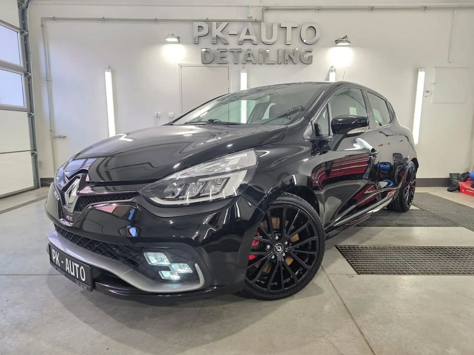 Renault Clio 1.6 RS 220 KM Trophy