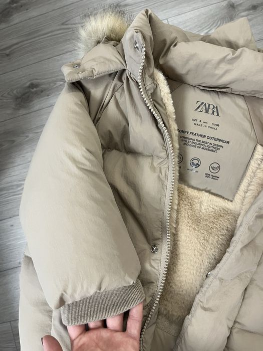 Зимова курточка Zara
