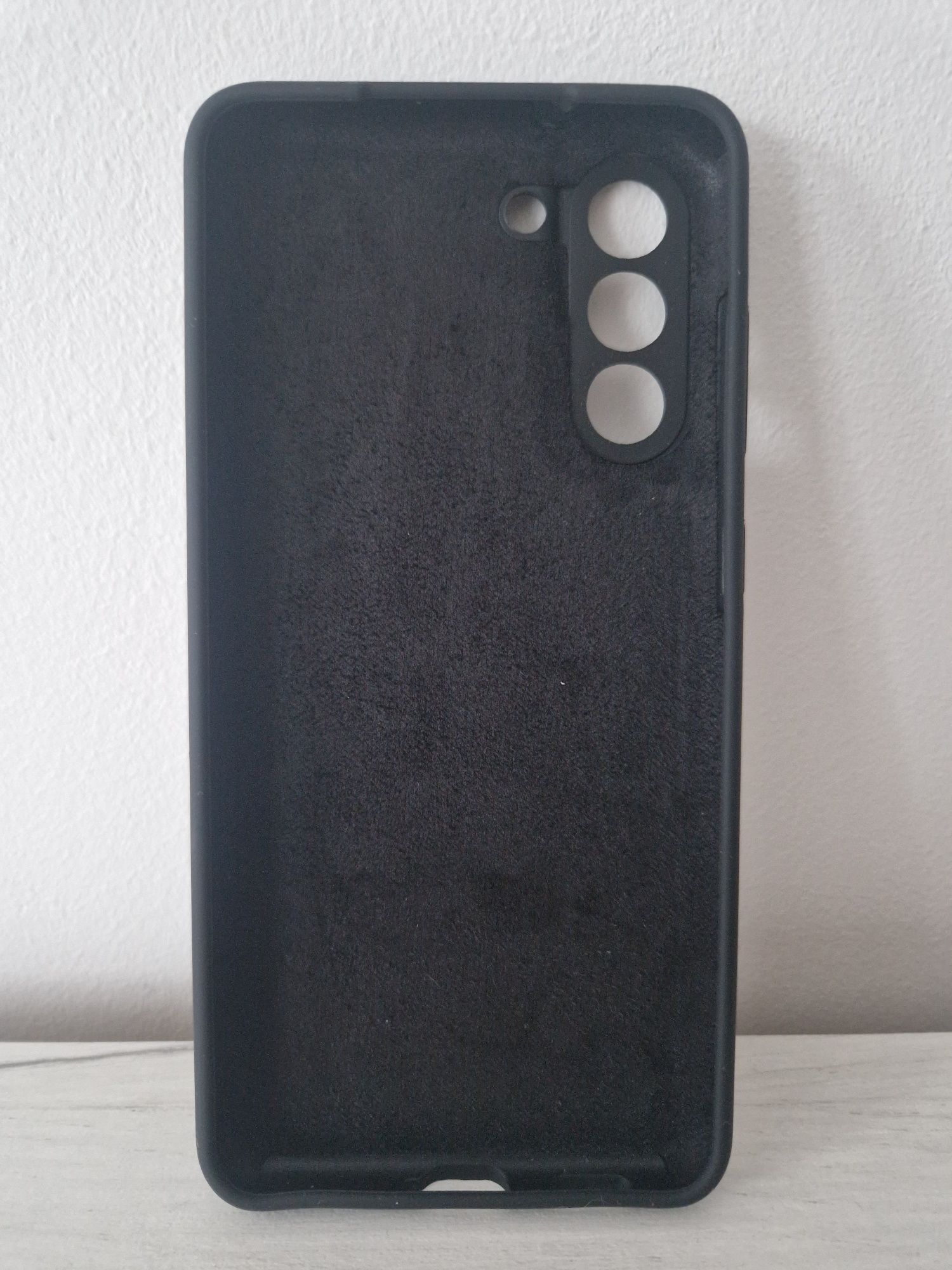 Silicone Lite do Samsung Galaxy S22 Plus czarny