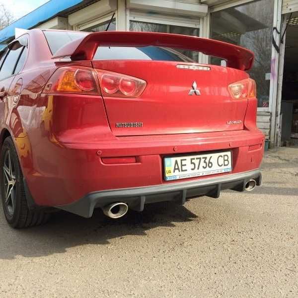 Дифузор під задній бампер Mitsubishi Lancer X ABS ПЛАСТИК