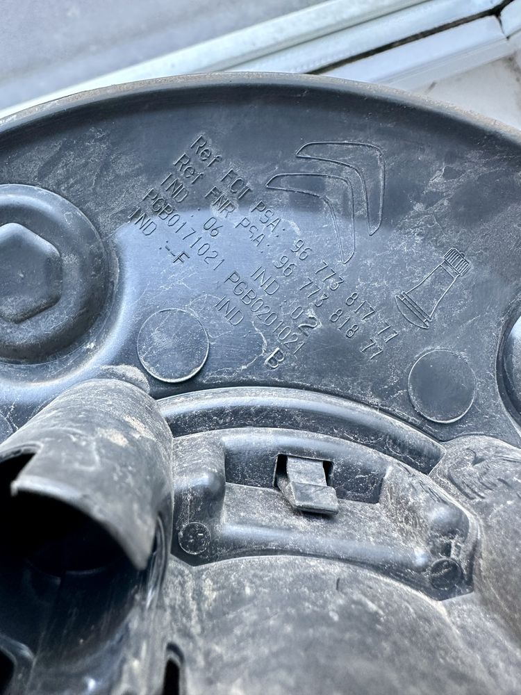 Toyota ProAce II dekiel dekielki 5x108 16 oryginalne komplet 4 szt OEM