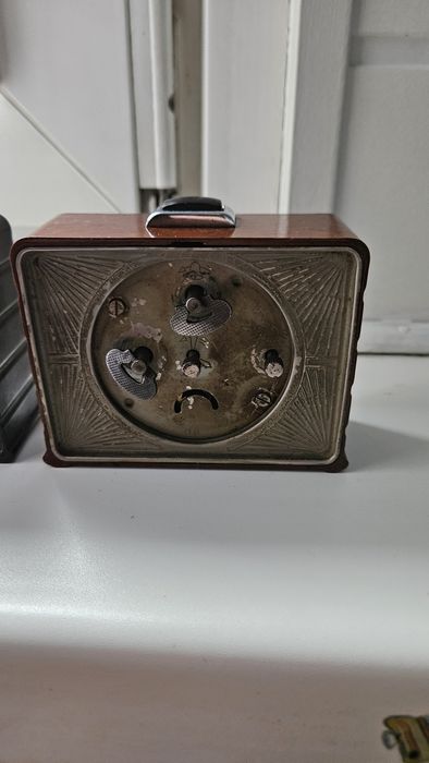 Stare budziki UMF Ruhla i THIEL