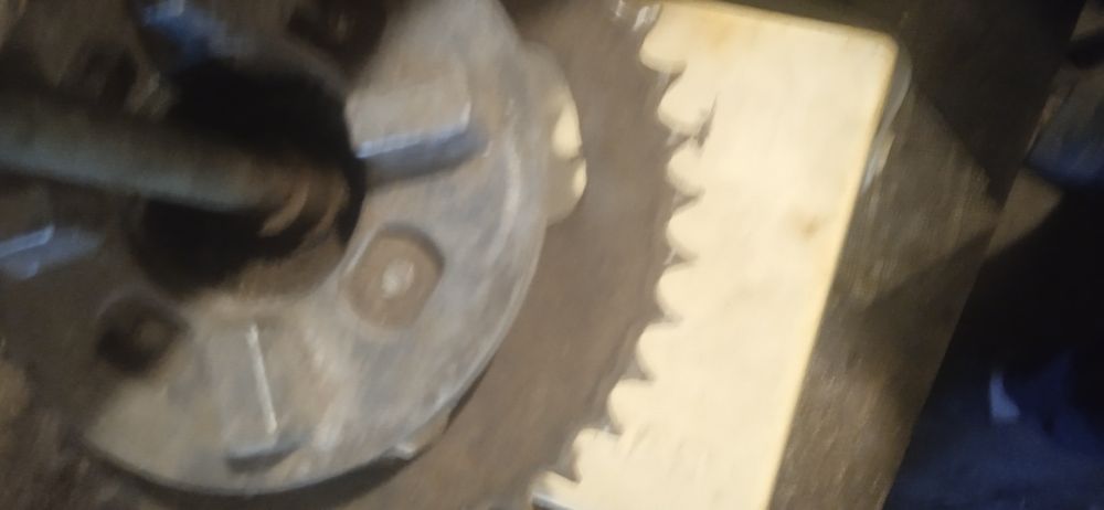 Задня звезда с оськой на Альфа дельта