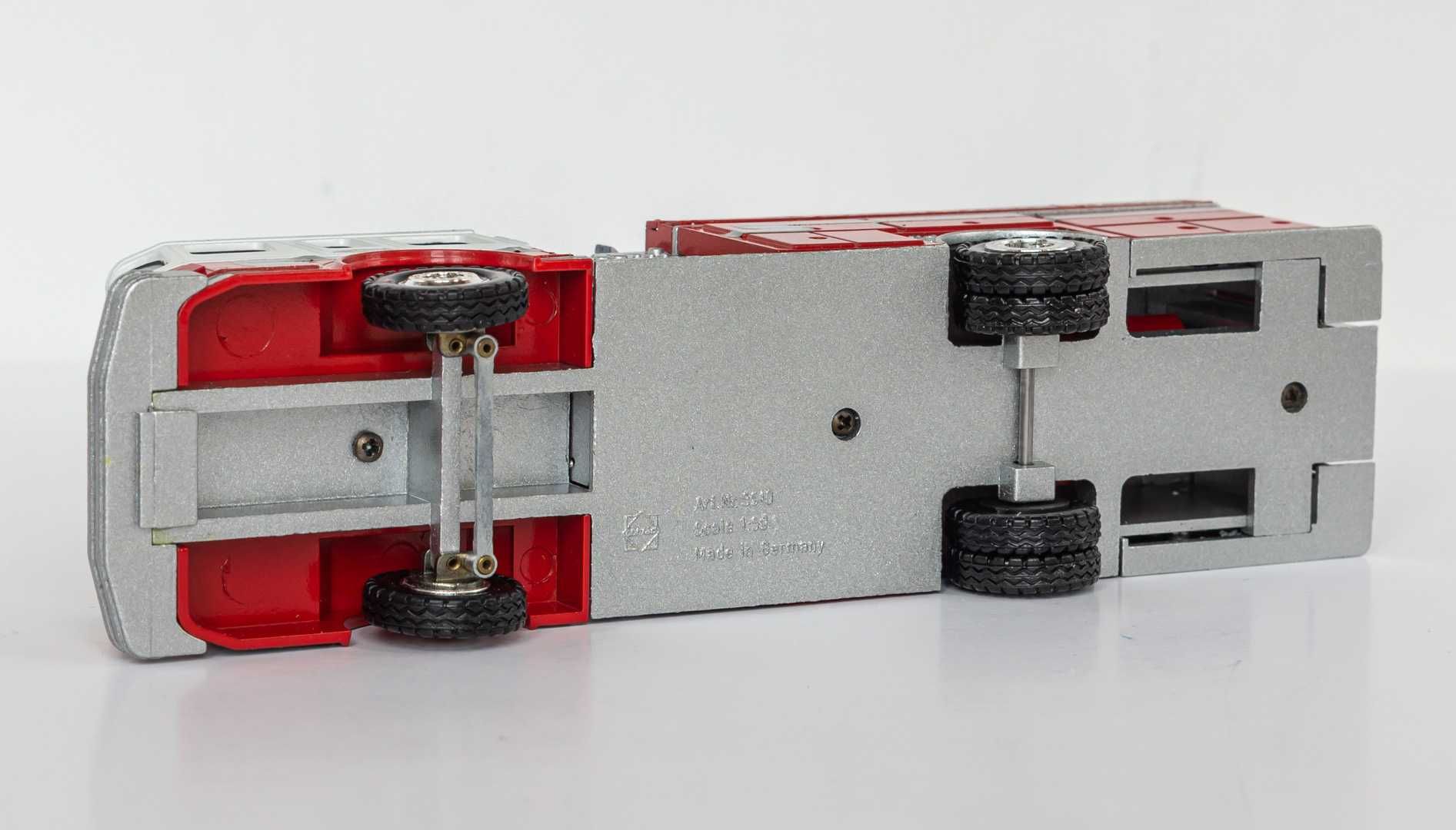 1:50 Mack E-One Hush Pumper MC-Series 1972-1990, Conrad #5510 Germany