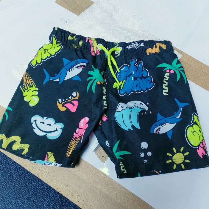Spodenki kąpielówki chłopięce rozmiar 98