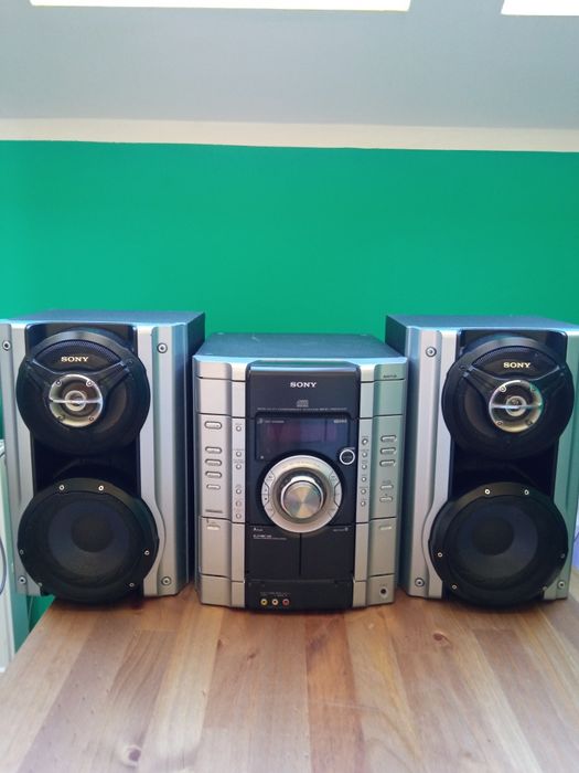 Sprzedam wieże Sony MHC-RG222